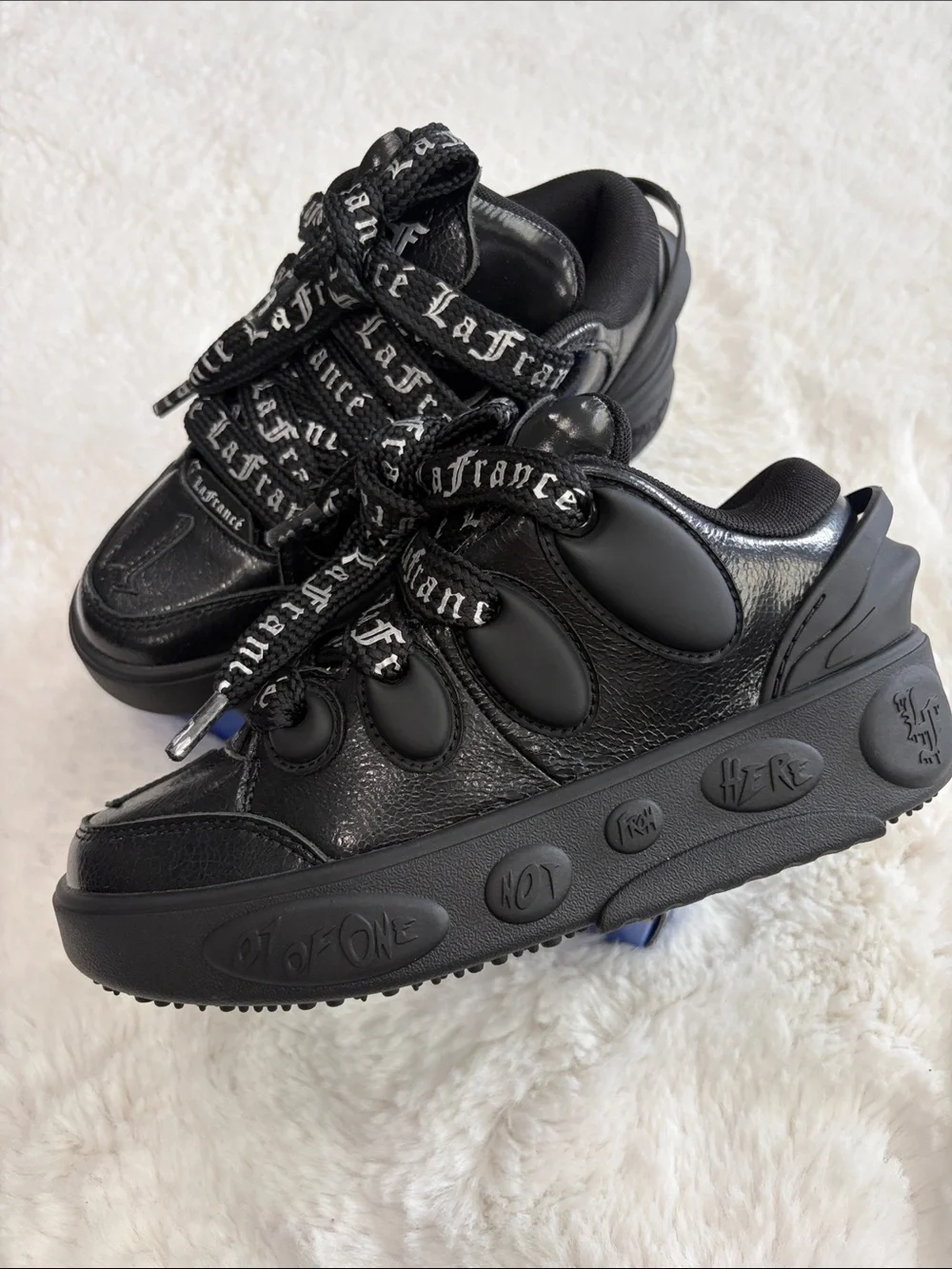Puma La France’,Sneakers - Chunky Lace-Up Style,Kids Size 5.
